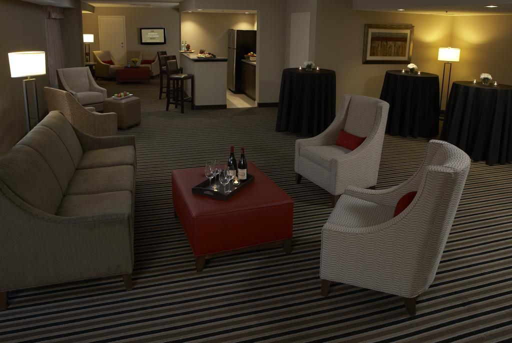 The Madison Concourse Hotel Dış mekan fotoğraf