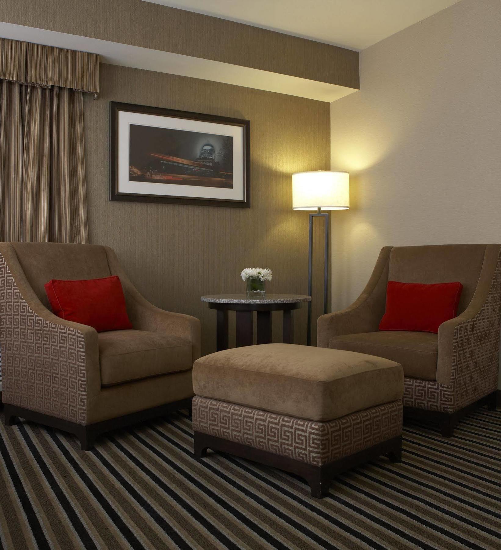 The Madison Concourse Hotel Dış mekan fotoğraf