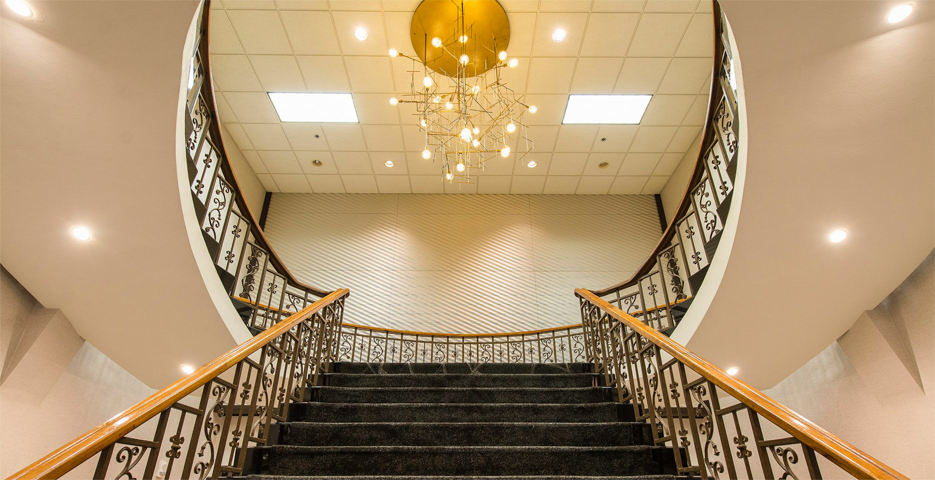 The Madison Concourse Hotel Dış mekan fotoğraf